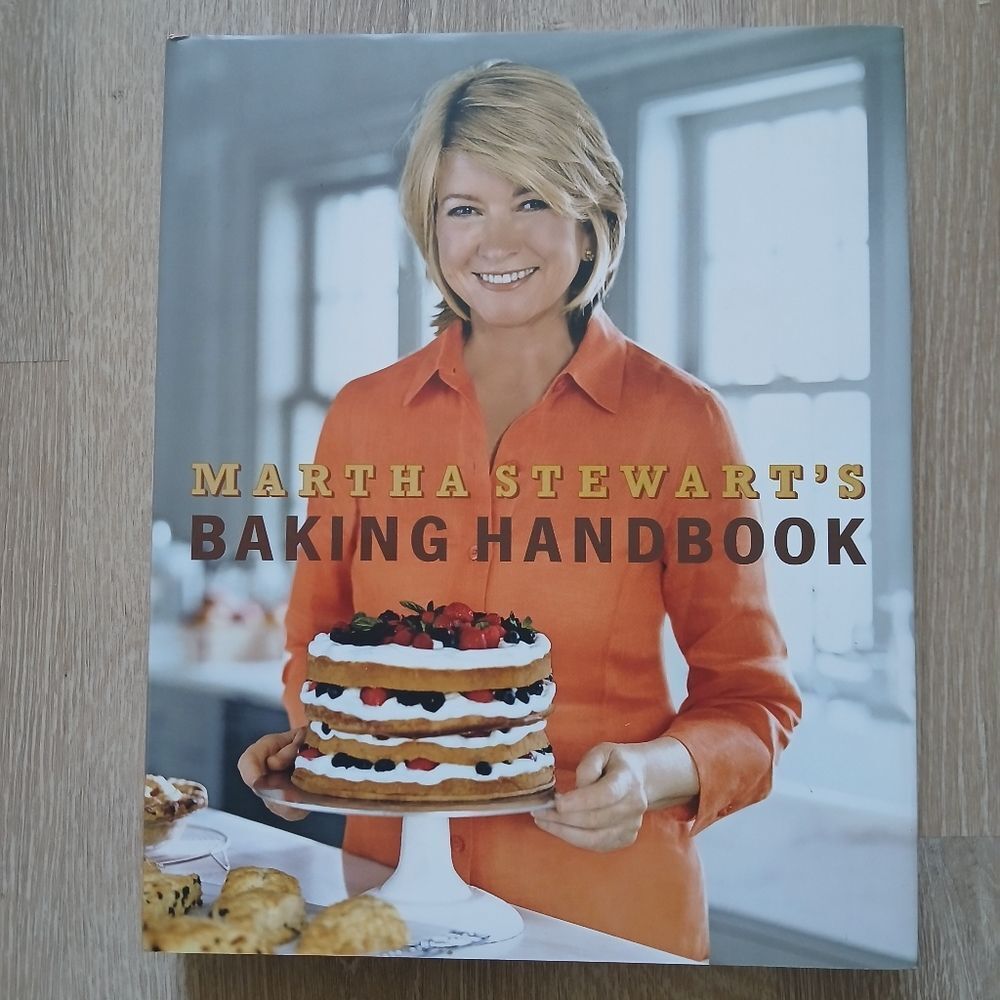 Martha Stewart's Baking Handbook Hardcover First Edition 5-10th Sweet n' Savory